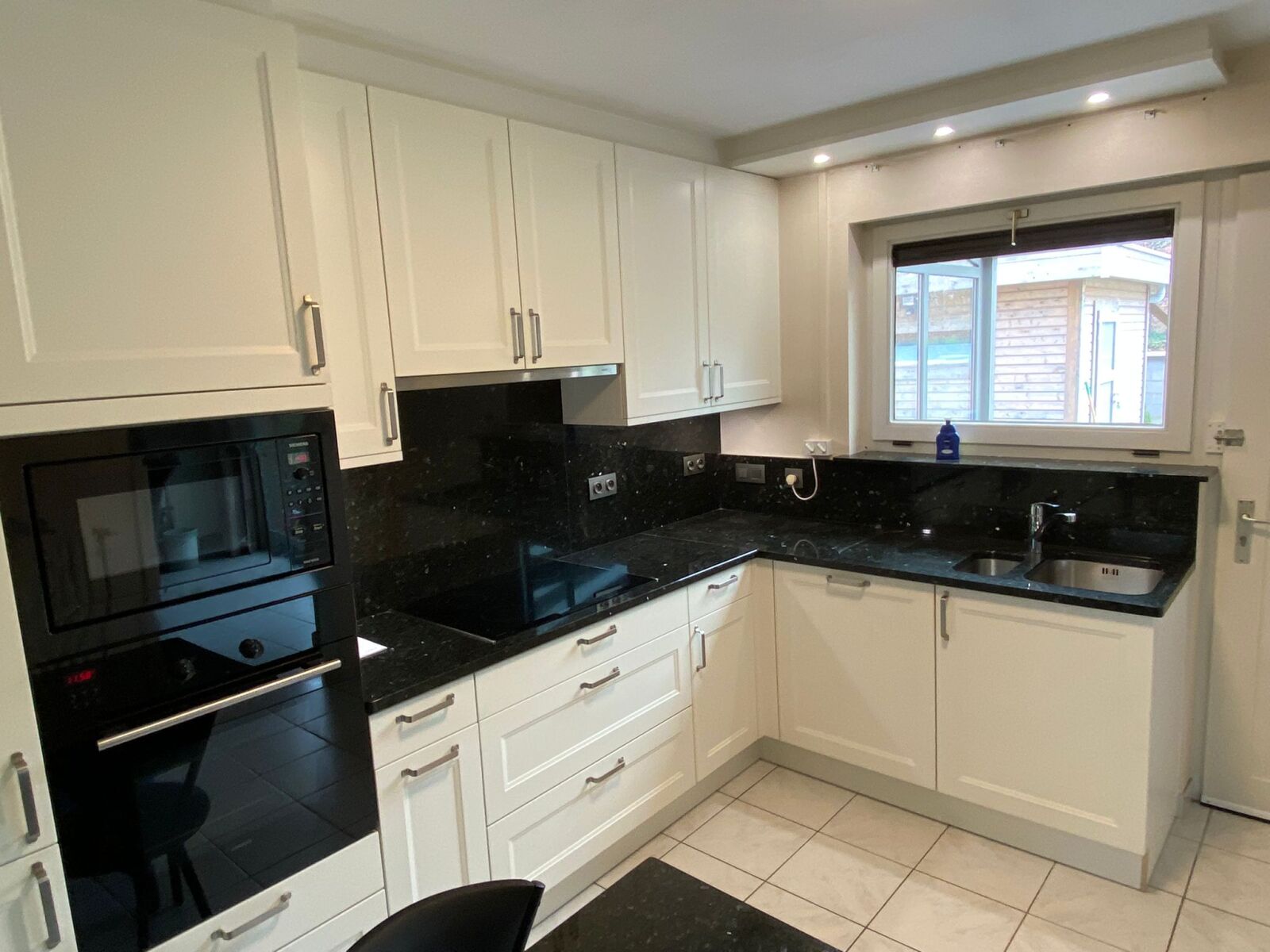 Block image