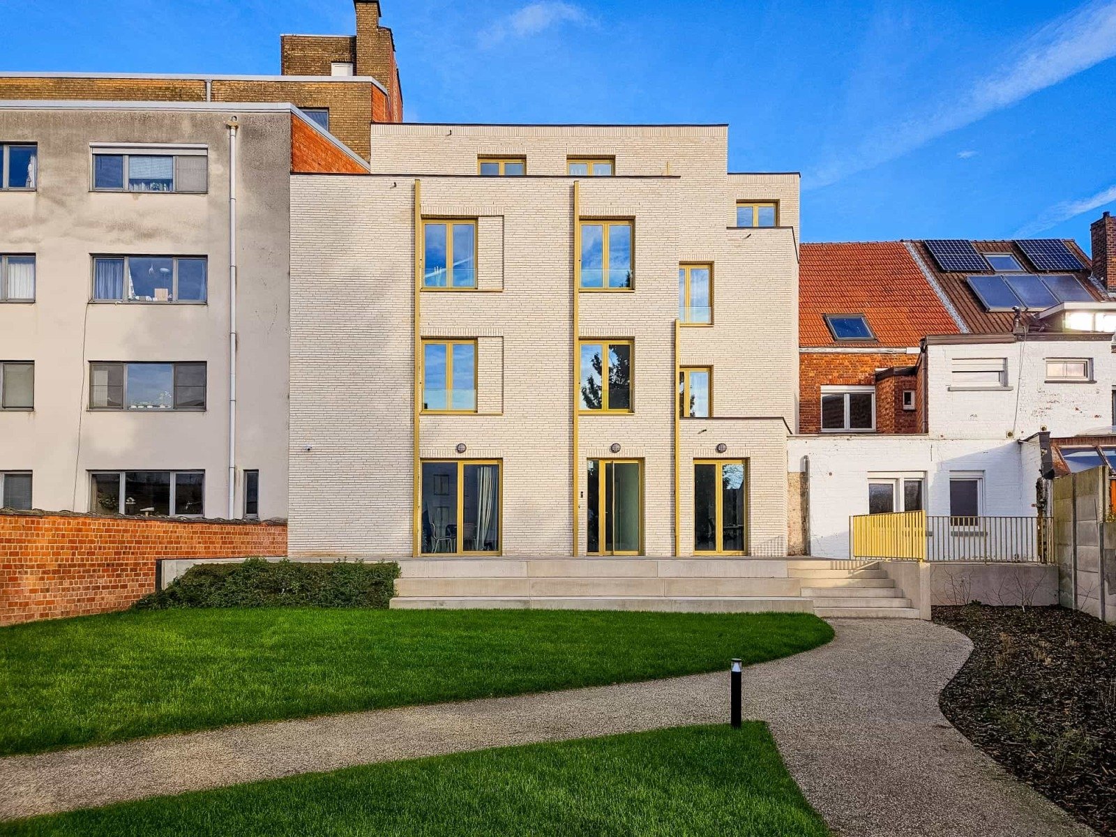 Block image